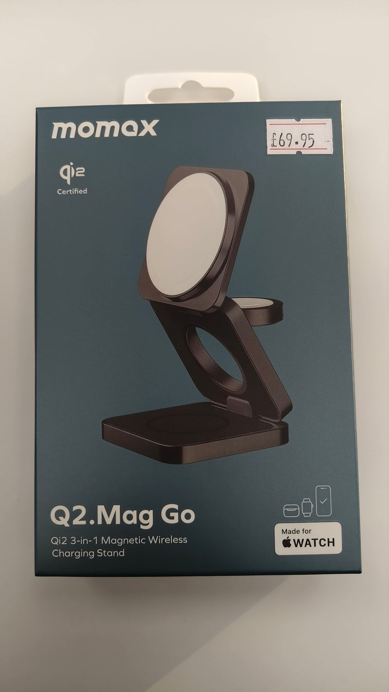 Momax Q2.mag Go 3-in-1 Magnetic Wireless Charging Stand